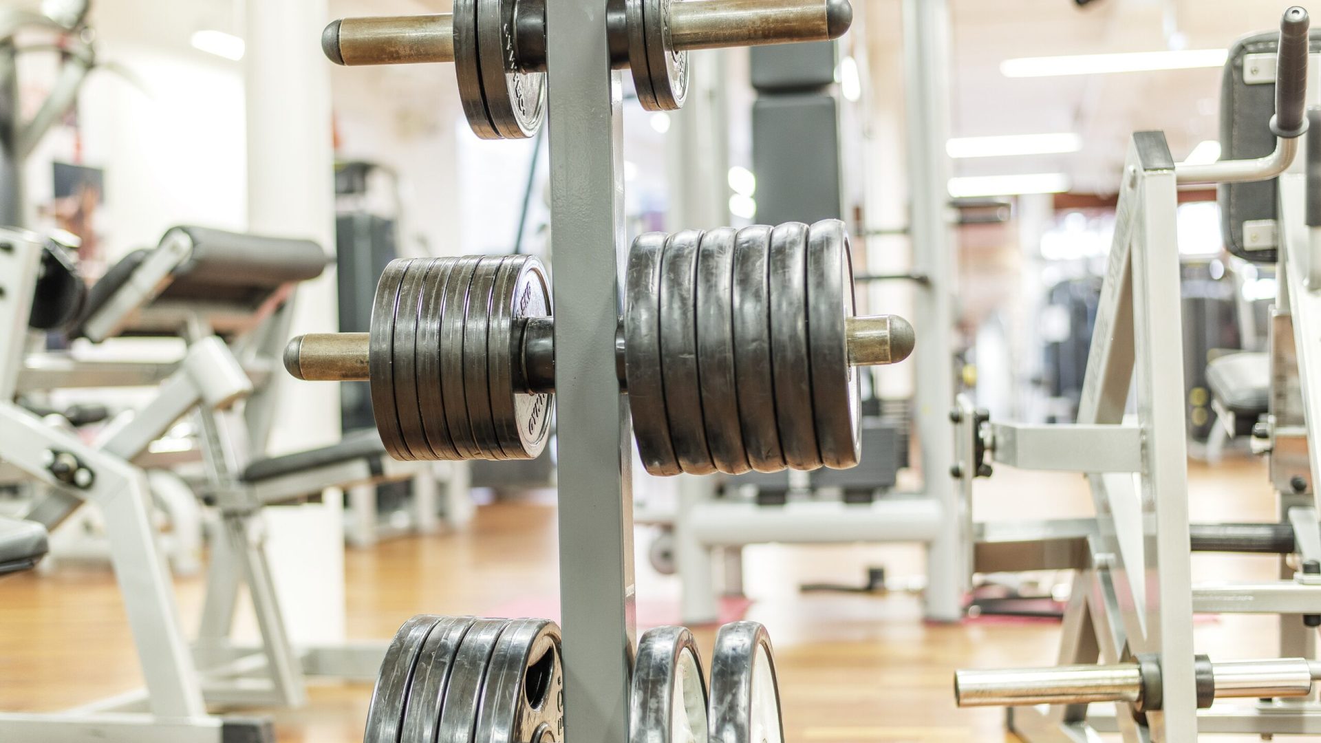 dumbbells-3675226-scaled